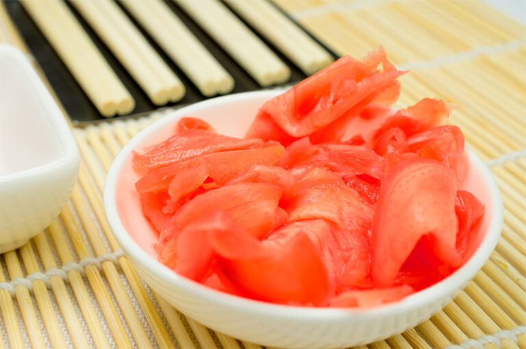 пожарный гидрант 125. маринованный имбирь для суши. пожарный кран в америке. пожарный гидрант на улице в америке. имбирь роллы.